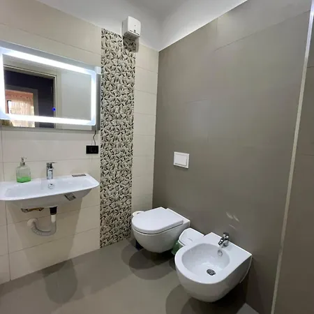 B2 3 Apartment *